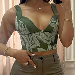 OH POLLY, Corset top in Olive print💚